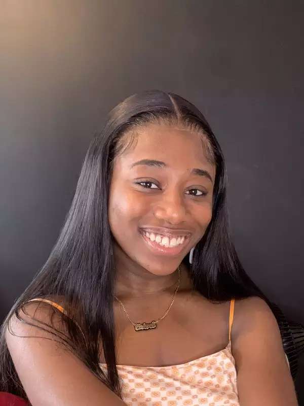Headshot of Anique Edwards